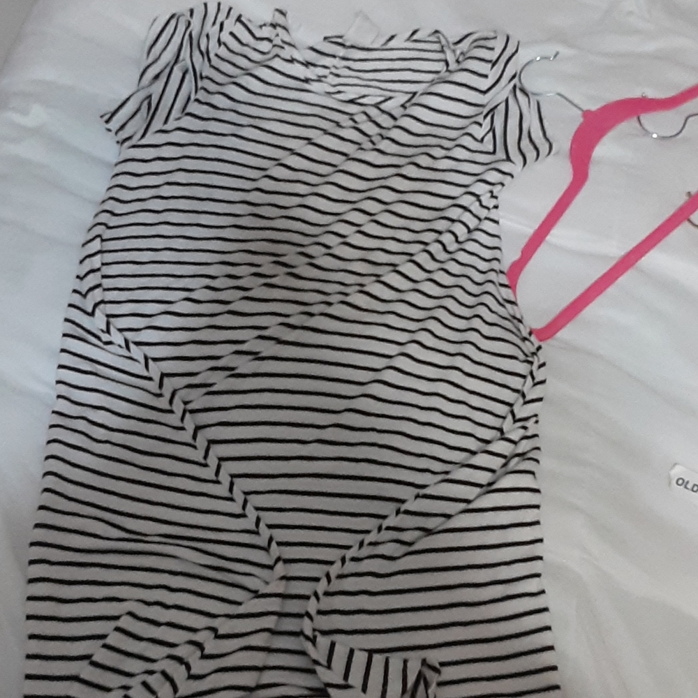 Casual Black and White Dress